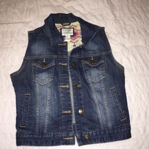 Cropped jean vest
